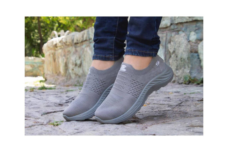 کتونی اسکیچرز جورابی مشکی مدل راحتی