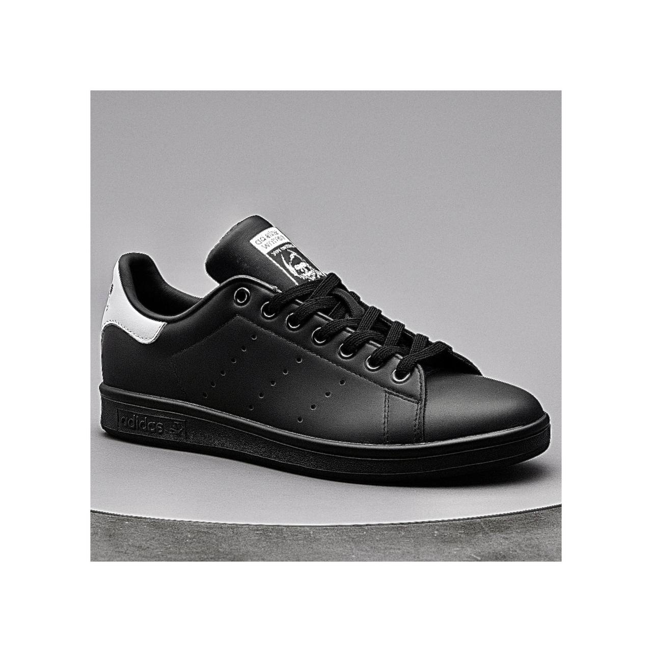 کفش پیاده روی زنانه و مردانه مدل استن اسمیت + بند هدیه