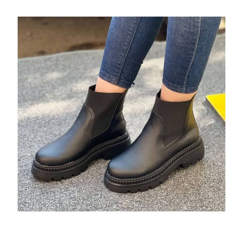 بوت کشبافت زنانه – ترکیب راحتی، انعطاف و استایل