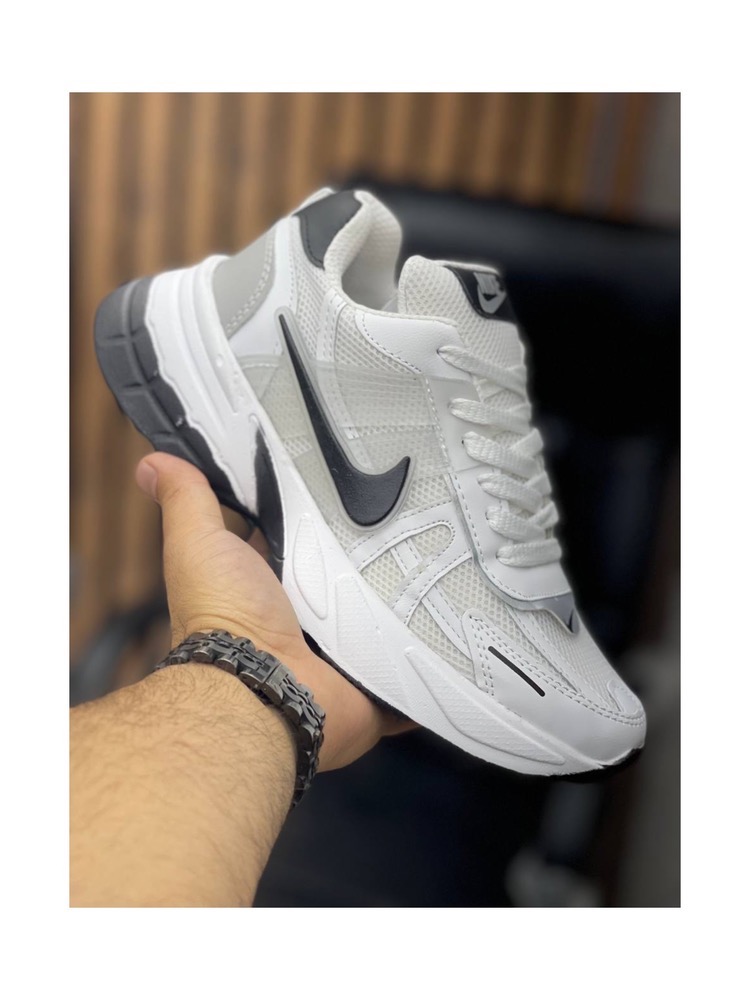 کتونی نایک V2K | مناسب برای دختران، پسران و بانوان با طراحی مدرن و راحتی فوق‌العاده