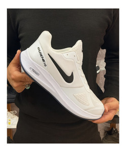 کتونی نایک گاید