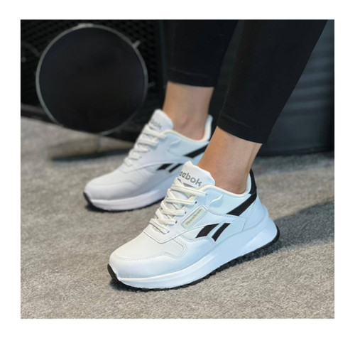 کتونی ریبوک زنانه مدل کلاسیک + بند هدیه